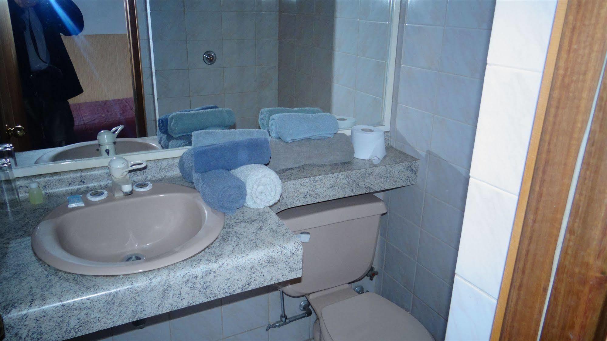 Hotel Antupiren Puerto Montt Eksteriør billede